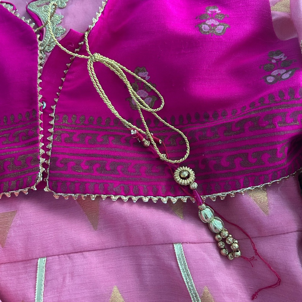 Vibrant Pink and Gold Embroidered Top - Picture 2 of 6